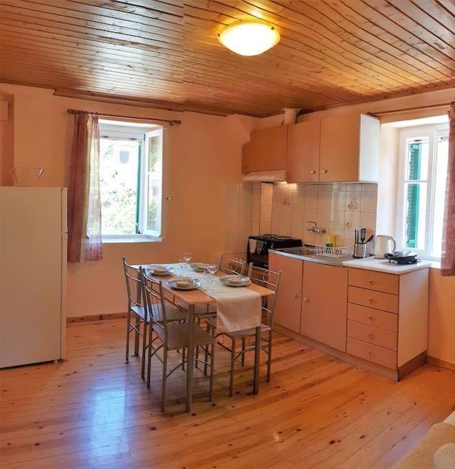 Karydia Apartments 4 Pers Lazaráta Dış mekan fotoğraf